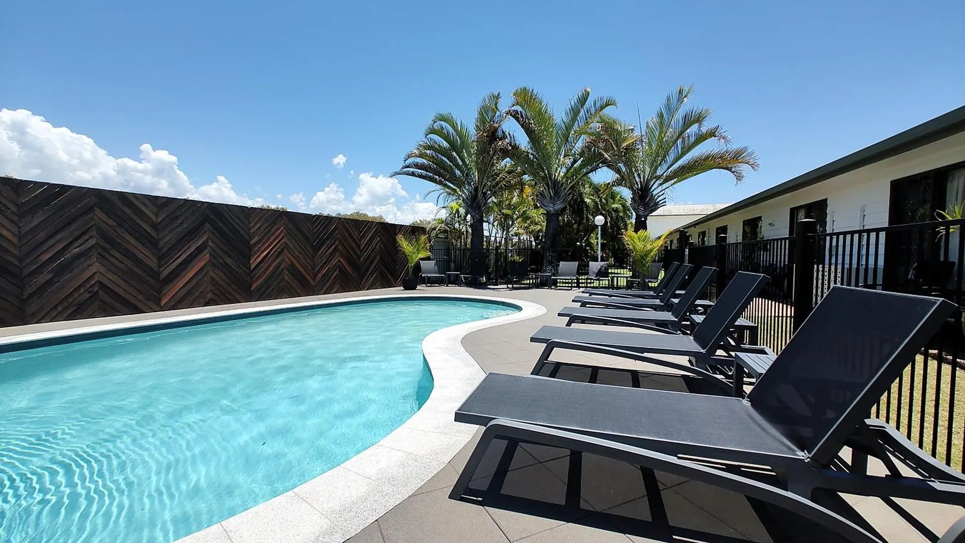 Pacific Palms Motor Inn Marcoola 3*,